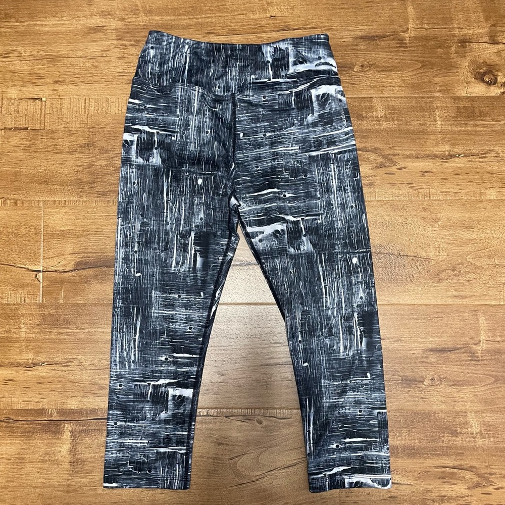 Small BeachBody Capris